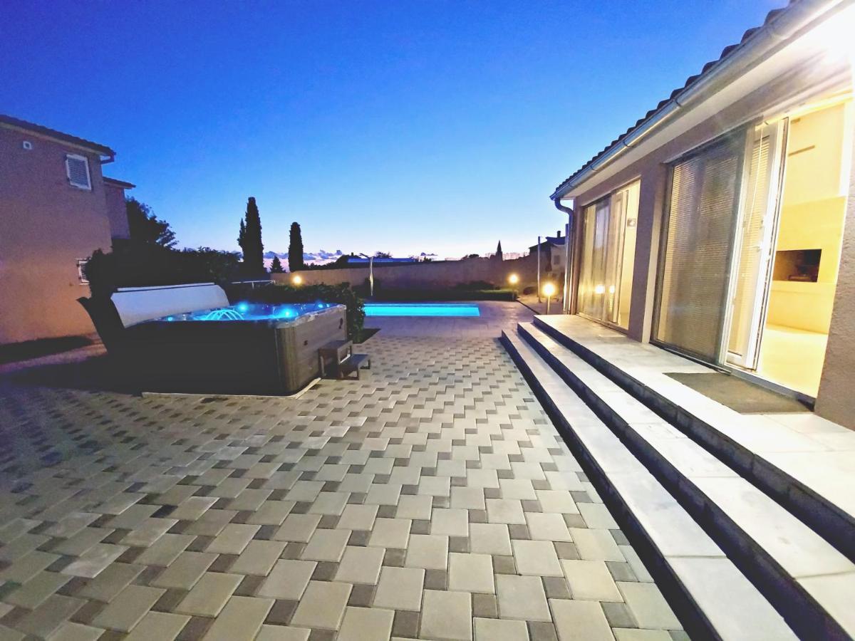 Villa Mattea Galižana Dış mekan fotoğraf