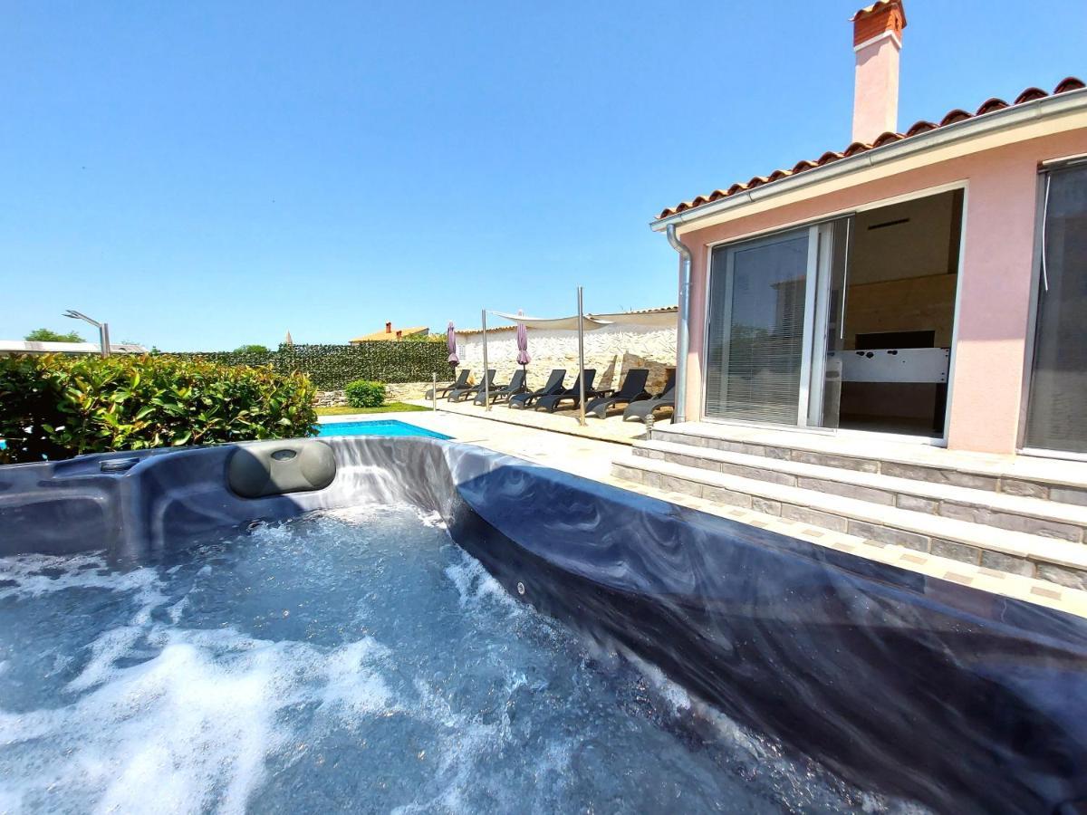 Villa Mattea Galižana Dış mekan fotoğraf