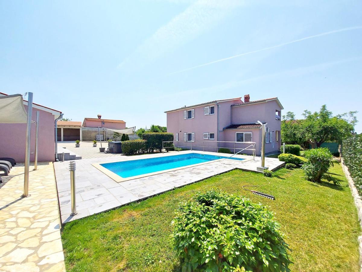 Villa Mattea Galižana Dış mekan fotoğraf