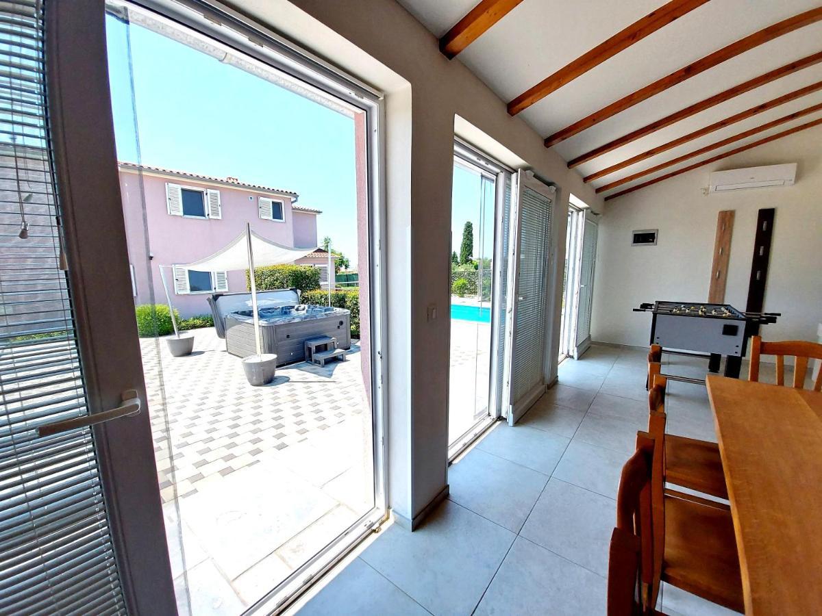 Villa Mattea Galižana Dış mekan fotoğraf