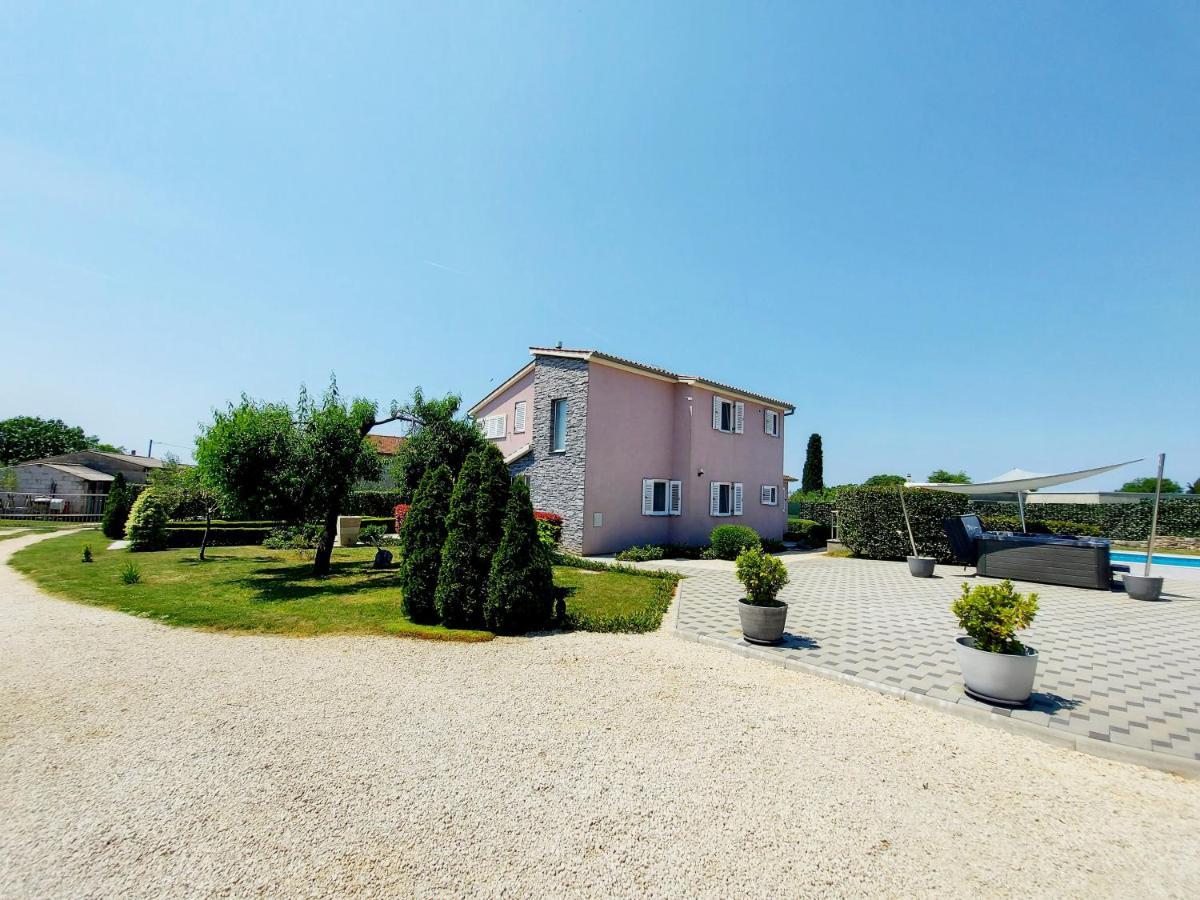 Villa Mattea Galižana Dış mekan fotoğraf