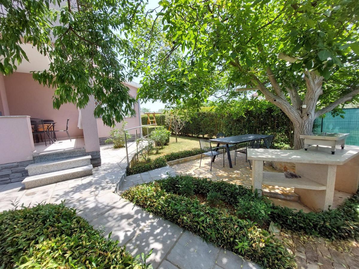 Villa Mattea Galižana Dış mekan fotoğraf